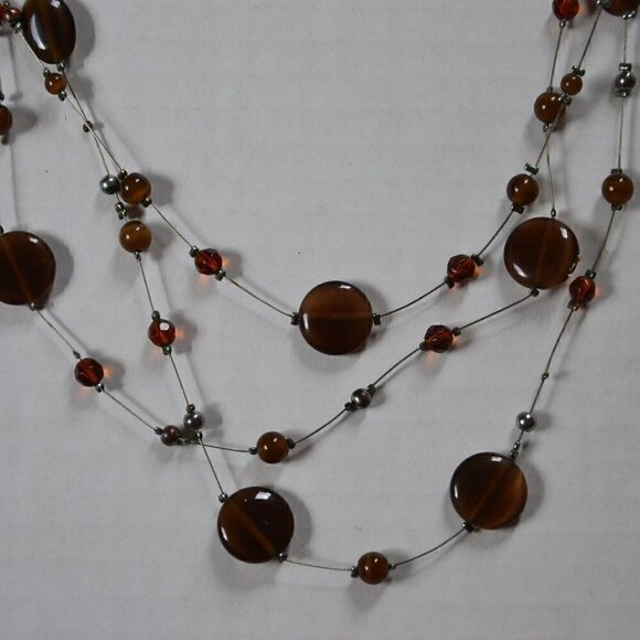 Floating Beaded  Necklace - Picture 3 of 5